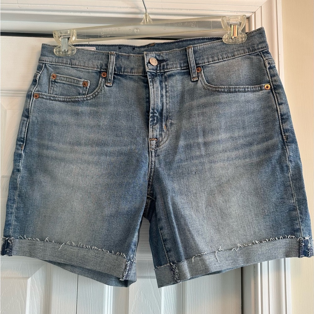 Gap girlfriend 5” Women's Shorts size 29/8 T